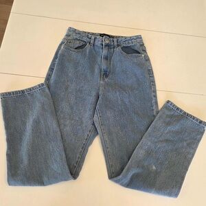 PrettyLittleThing jeans size 4‎